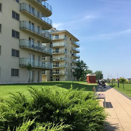 Aqua Panorama